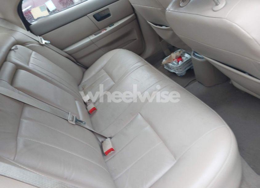 Photo 8 of 2005 Mercury Sable LS (VIN 1MEFM55S25A631936)