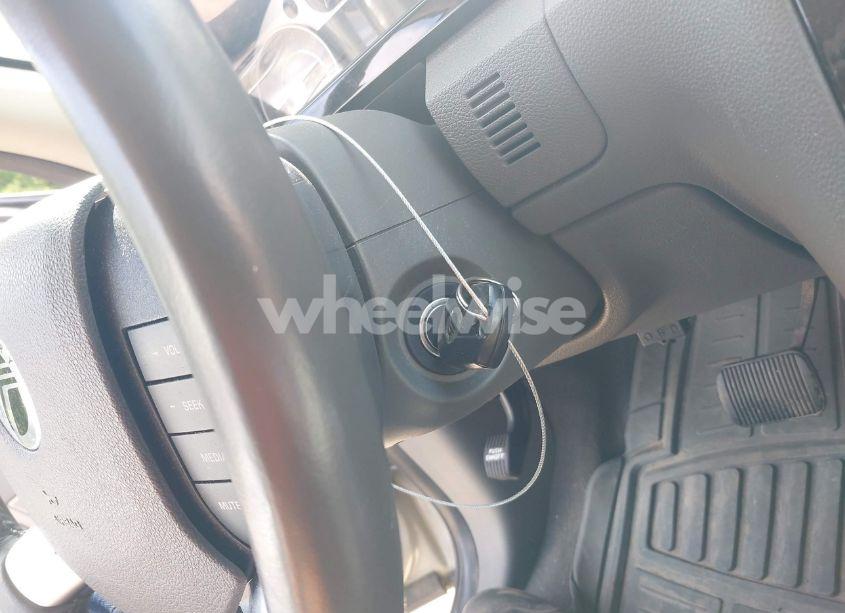 Photo 11 of 2008 Mercury Sable (VIN 1MEHM40W68G613972)