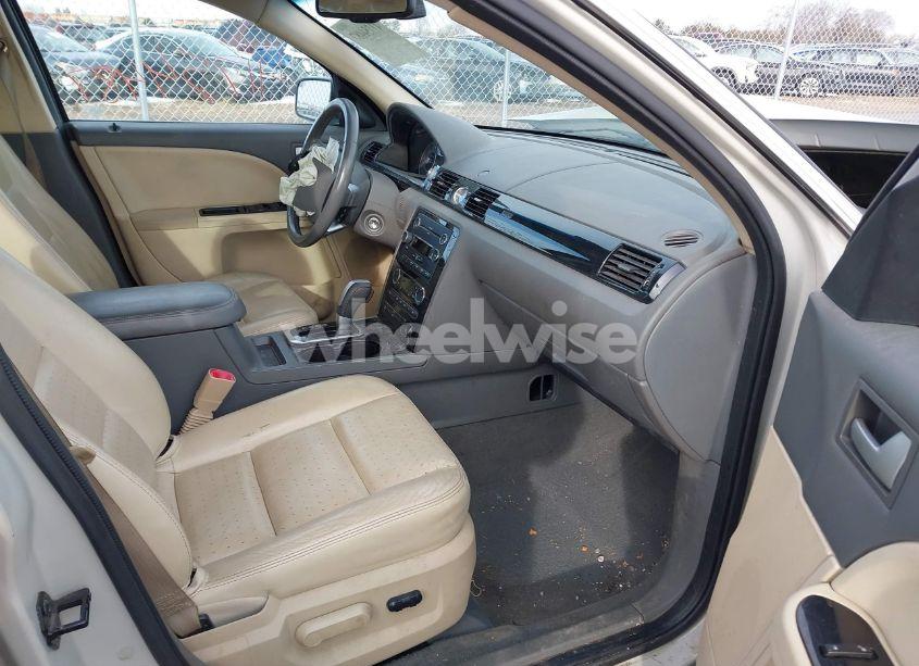 Photo 5 of 2008 Mercury Sable (VIN 1MEHM40W78G616251)