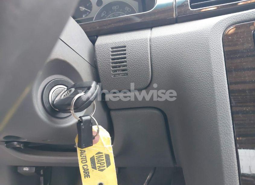 Photo 11 of 2009 Mercury Sable PREMIER (VIN 1MEHM42W69G629846)