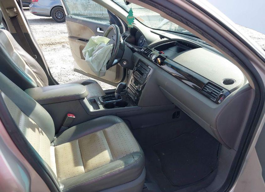 Photo 5 of 2008 Mercury Sable PREMIER (VIN 1MEHM42W88G627109)