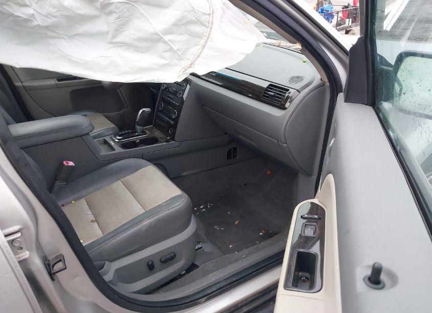 Photo 5 of 2008 Mercury Sable PREMIER (VIN 1MEHM42WX8G625328)