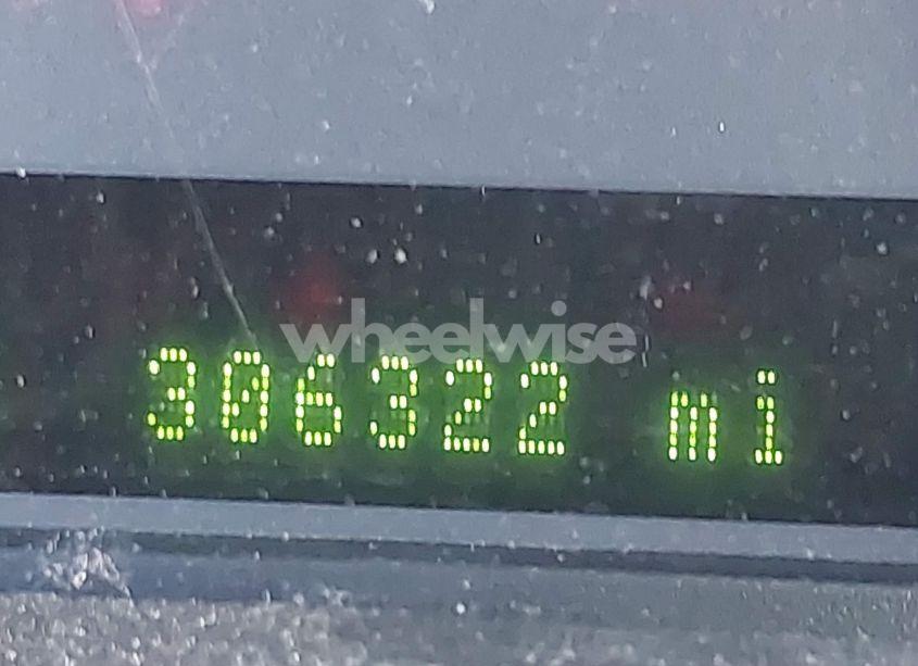 Photo 12 of 2005 Mercury Montego PREMIER (VIN 1MEHM43165G628791)