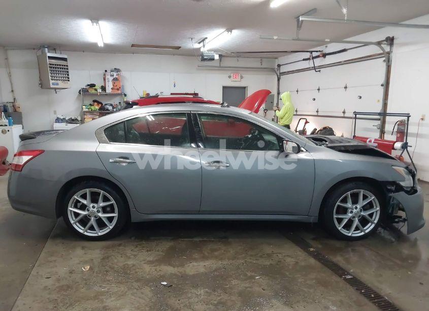 Photo 13 of 2009 Nissan Maxima 3.5 SV (VIN 1N4AA51E29C826939)