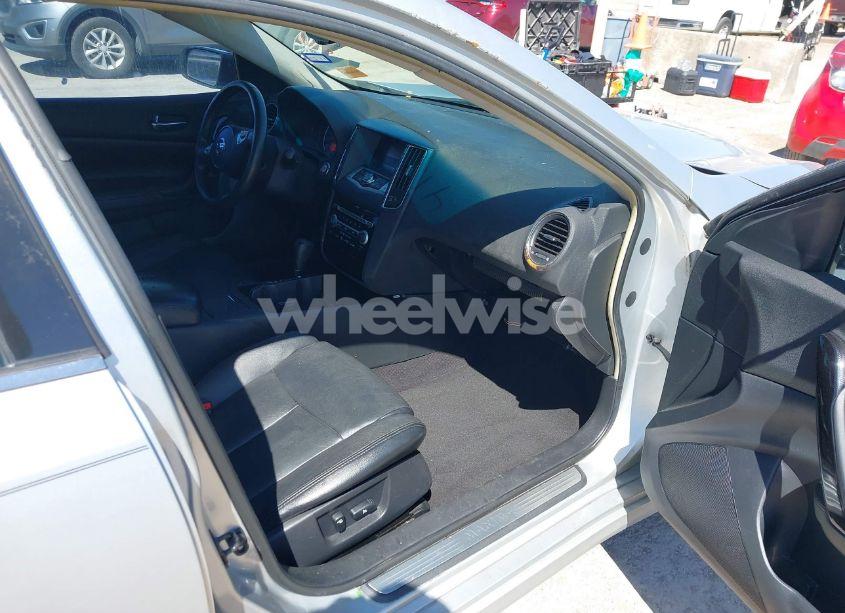 Photo 5 of 2009 Nissan Maxima 3.5 S (VIN 1N4AA51E69C833179)