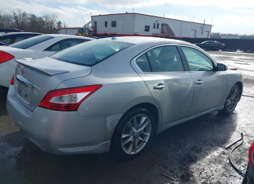 Photo 4 of 2010 Nissan Maxima 3.5 SV (VIN 1N4AA5AP0AC873330)
