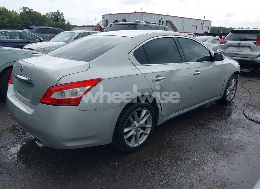 Photo 4 of 2011 Nissan Maxima 3.5 S (VIN 1N4AA5AP0BC814991)
