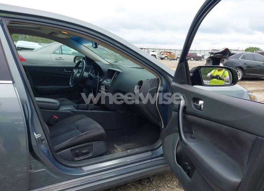 Photo 5 of 2011 Nissan Maxima 3.5 S (VIN 1N4AA5AP0BC818099)