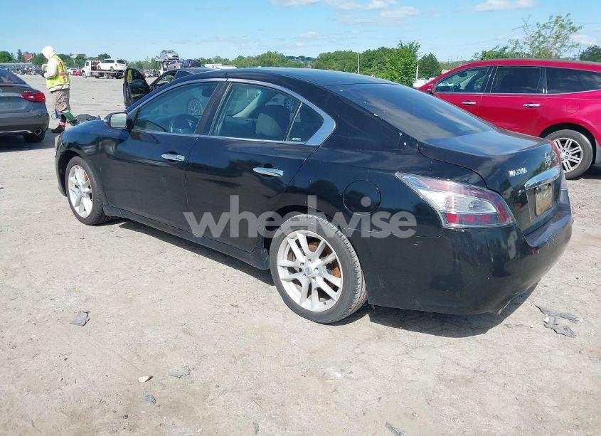 Photo 3 of 2014 Nissan Maxima (VIN 1N4AA5AP0EC485181)