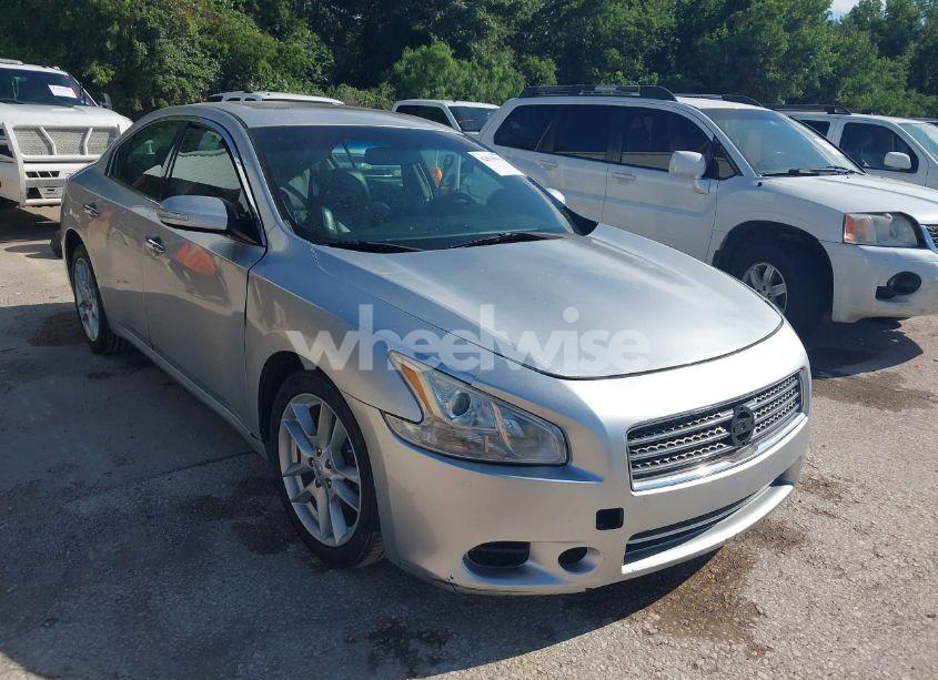 2010 Nissan Maxima 3.5 SV (VIN 1N4AA5AP3AC825336) main photo