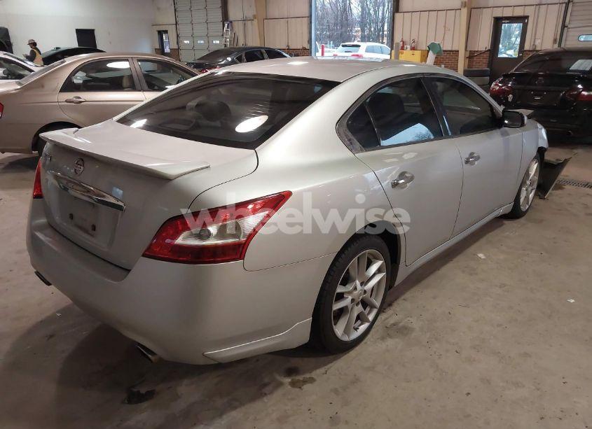 Photo 4 of 2011 Nissan Maxima S/SV (VIN 1N4AA5AP3BC850769)