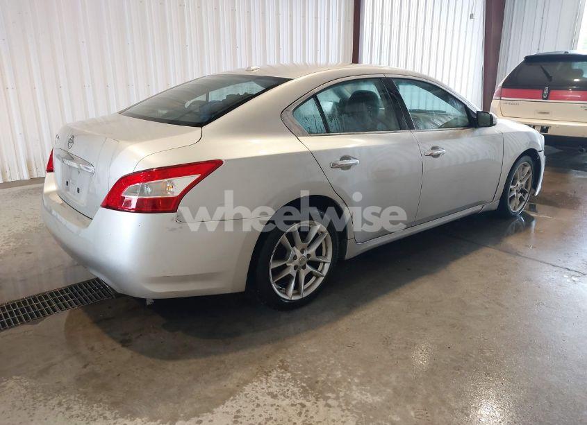 Photo 4 of 2011 Nissan Maxima 3.5 SV (VIN 1N4AA5AP4BC827405)
