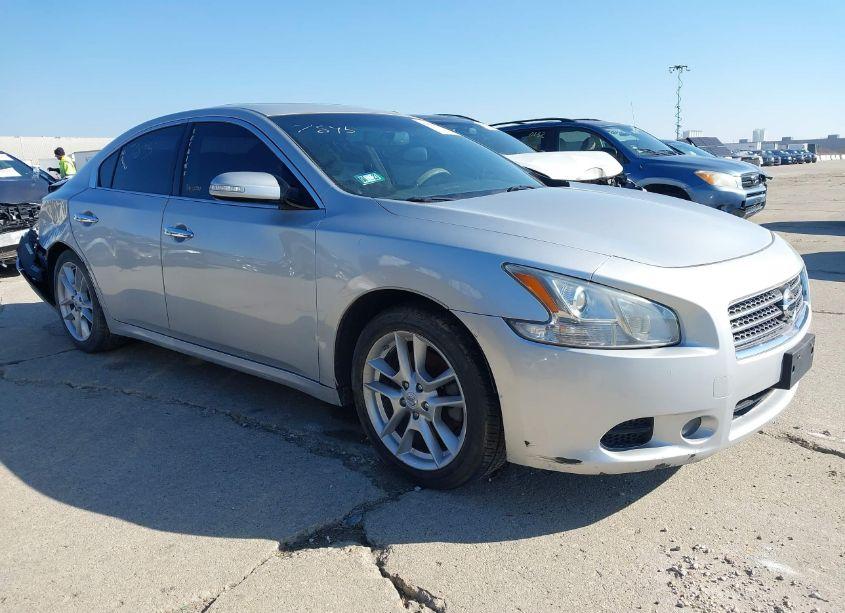 2011 Nissan Maxima 3.5 SV (VIN 1N4AA5AP4BC835035) main photo