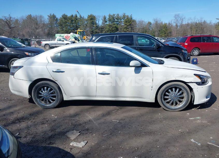 Photo 13 of 2014 Nissan Maxima 3.5 S (VIN 1N4AA5AP4EC440390)