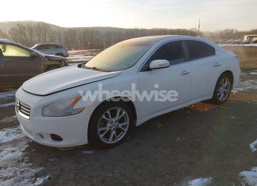 Photo 2 of 2013 Nissan Maxima 3.5 SV (VIN 1N4AA5AP6DC838683)
