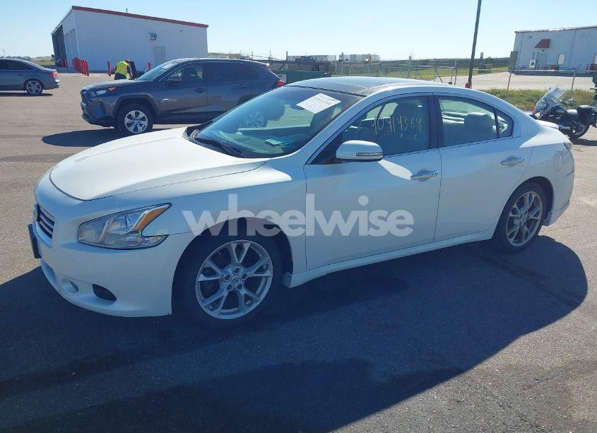 Photo 2 of 2014 Nissan Maxima 3.5 SV (VIN 1N4AA5AP6EC913805)