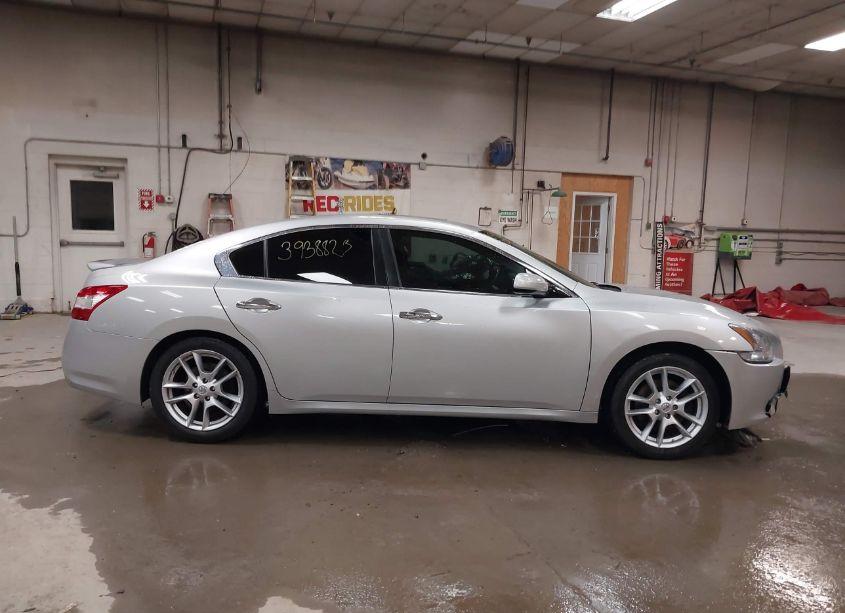 Photo 13 of 2010 Nissan Maxima 3.5 S (VIN 1N4AA5AP7AC801993)