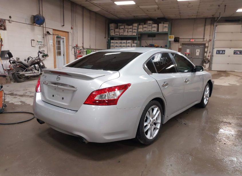 Photo 4 of 2010 Nissan Maxima 3.5 S (VIN 1N4AA5AP7AC801993)