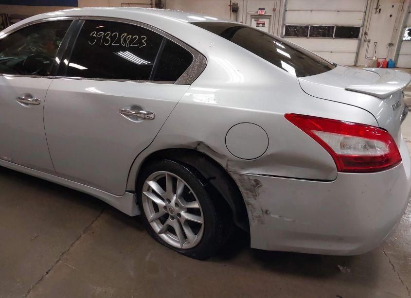 Photo 6 of 2010 Nissan Maxima 3.5 S (VIN 1N4AA5AP7AC801993)