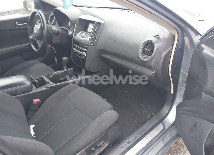 Photo 5 of 2010 Nissan Maxima 3.5 S (VIN 1N4AA5AP9AC823543)