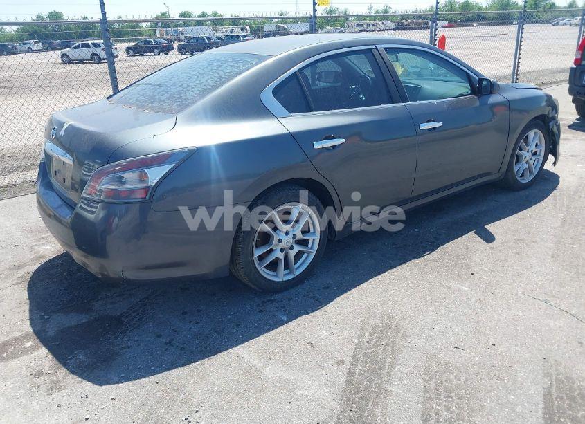 Photo 4 of 2013 Nissan Maxima 3.5 S (VIN 1N4AA5AP9DC832313)