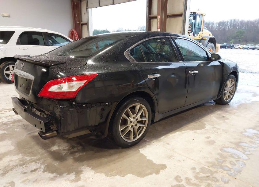 Photo 4 of 2013 Nissan Maxima 3.5 S (VIN 1N4AA5APXDC807517)