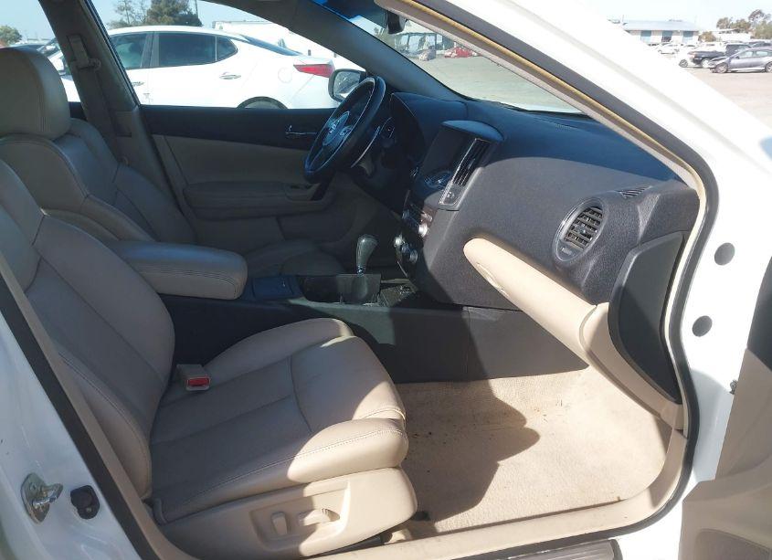 Photo 5 of 2014 Nissan Maxima 3.5 SV (VIN 1N4AA5APXEC468873)