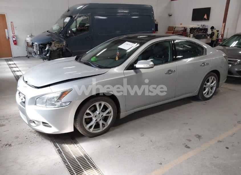 Photo 2 of 2014 Nissan Maxima 3.5 SV (VIN 1N4AA5APXEC911085)