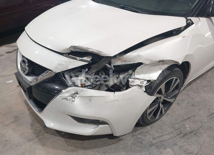 Photo 6 of 2017 Nissan Maxima 3.5 PLATINUM/3.5 S/3.5 SL/3.5 SR/3.5 SV (VIN 1N4AA6AP0HC366492)