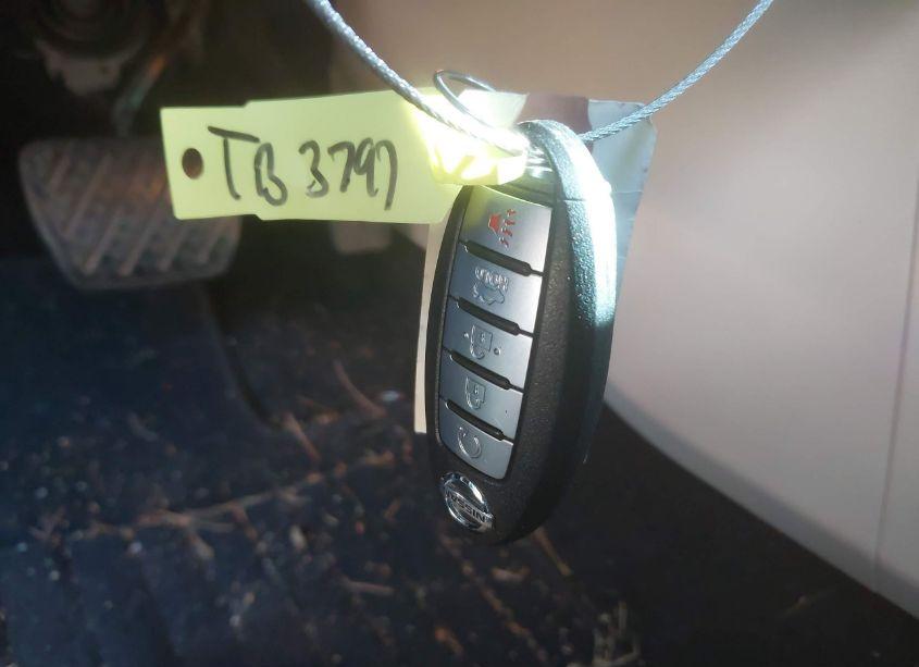 Photo 11 of 2017 Nissan Maxima 3.5 PLATINUM (VIN 1N4AA6AP0HC423371)