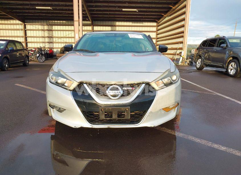 Photo 12 of 2016 Nissan Maxima 3.5 PLATINUM/3.5 S/3.5 SL/3.5 SR/3.5 SV (VIN 1N4AA6AP1GC411633)