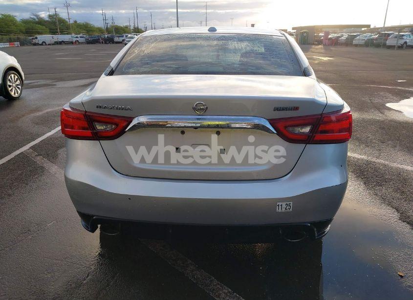 Photo 16 of 2016 Nissan Maxima 3.5 PLATINUM/3.5 S/3.5 SL/3.5 SR/3.5 SV (VIN 1N4AA6AP1GC411633)