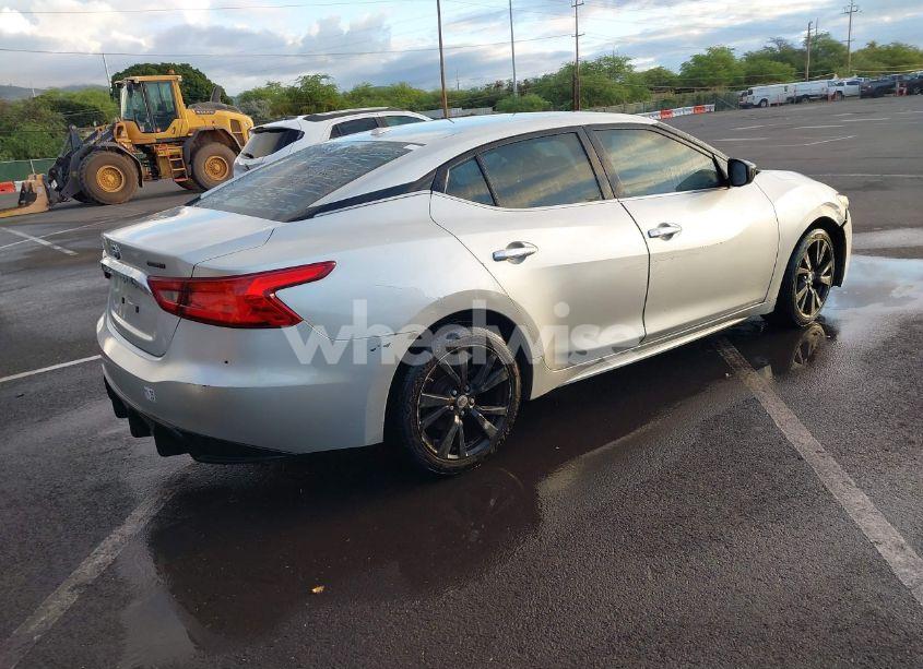 Photo 4 of 2016 Nissan Maxima 3.5 PLATINUM/3.5 S/3.5 SL/3.5 SR/3.5 SV (VIN 1N4AA6AP1GC411633)
