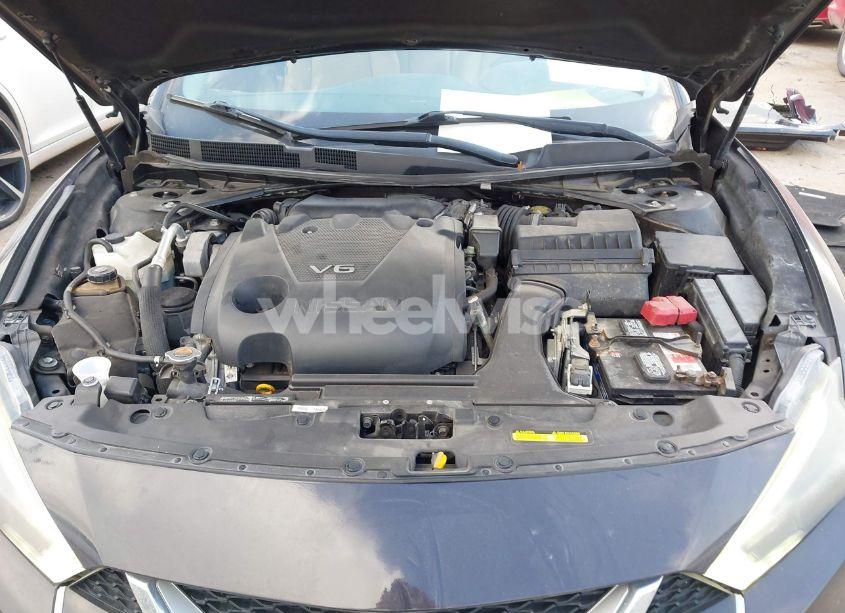 Photo 10 of 2016 Nissan Maxima 3.5 PLATINUM/3.5 S/3.5 SL/3.5 SR/3.5 SV (VIN 1N4AA6AP1GC419909)