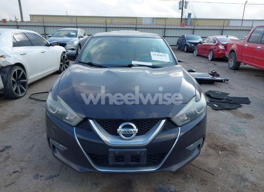 Photo 13 of 2016 Nissan Maxima 3.5 PLATINUM/3.5 S/3.5 SL/3.5 SR/3.5 SV (VIN 1N4AA6AP1GC419909)