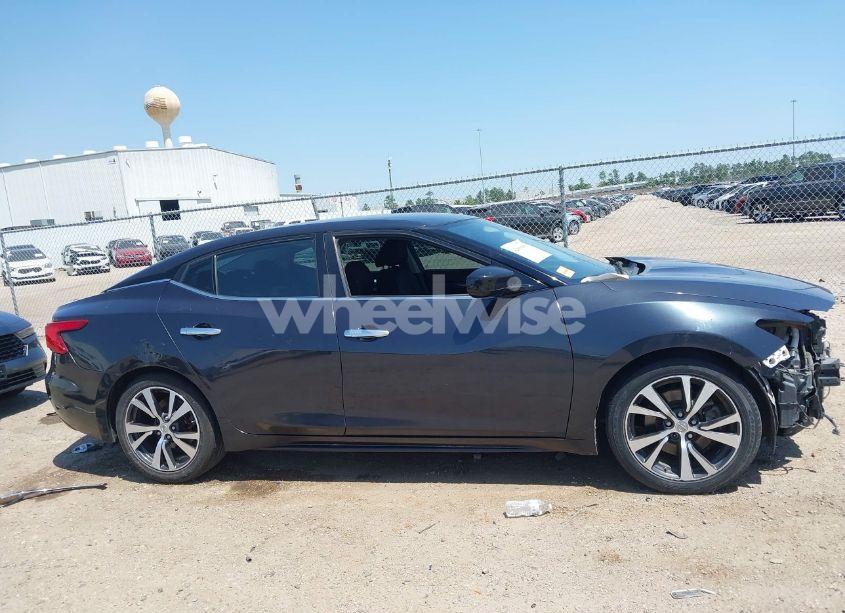 Photo 14 of 2017 Nissan Maxima 3.5 PLATINUM/3.5 S/3.5 SL/3.5 SR/3.5 SV (VIN 1N4AA6AP1HC370907)