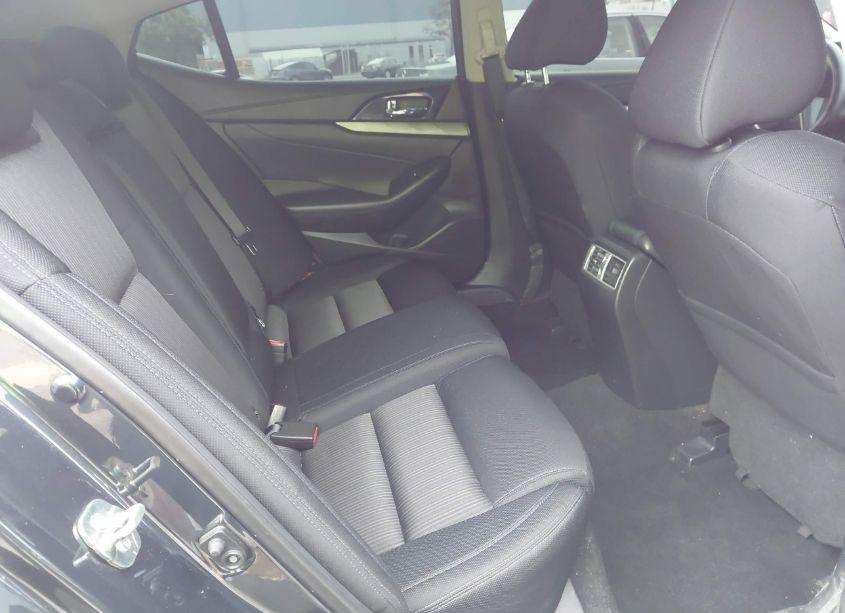 Photo 8 of 2017 Nissan Maxima (VIN 1N4AA6AP1HC378490)