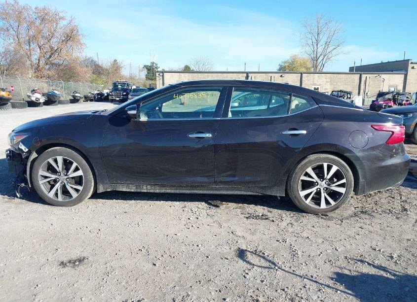 Photo 15 of 2017 Nissan Maxima 3.5 PLATINUM/3.5 S/3.5 SL/3.5 SR/3.5 SV (VIN 1N4AA6AP1HC386816)