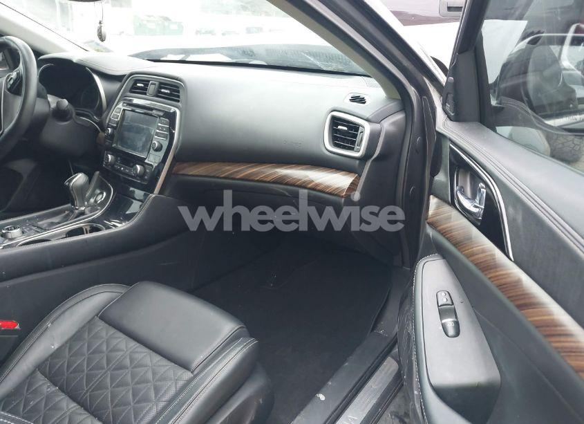 Photo 5 of 2017 Nissan Maxima 3.5 PLATINUM (VIN 1N4AA6AP1HC391417)