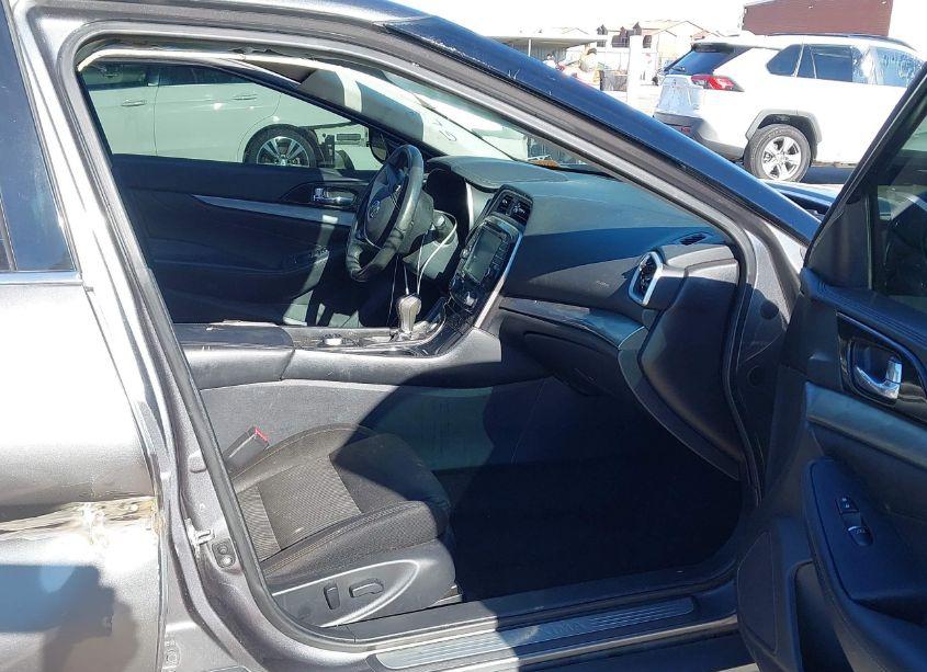 Photo 5 of 2017 Nissan Maxima 3.5 S (VIN 1N4AA6AP1HC398822)