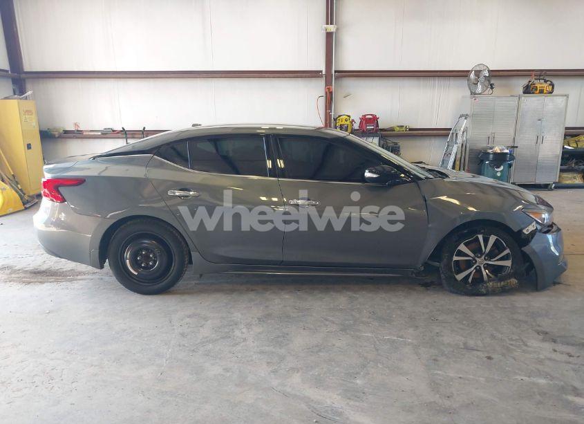 Photo 13 of 2017 Nissan Maxima 3.5 SV (VIN 1N4AA6AP1HC427784)