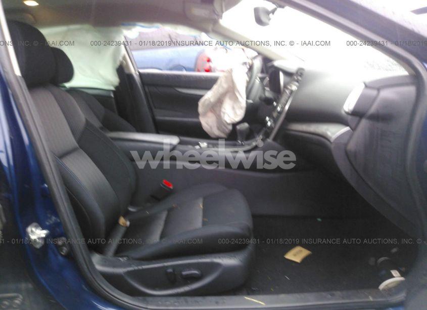 Photo 5 of 2016 Nissan Maxima 3.5 PLATINUM/3.5 S/3.5 SL/3.5 SR/3.5 SV (VIN 1N4AA6AP2GC381333)