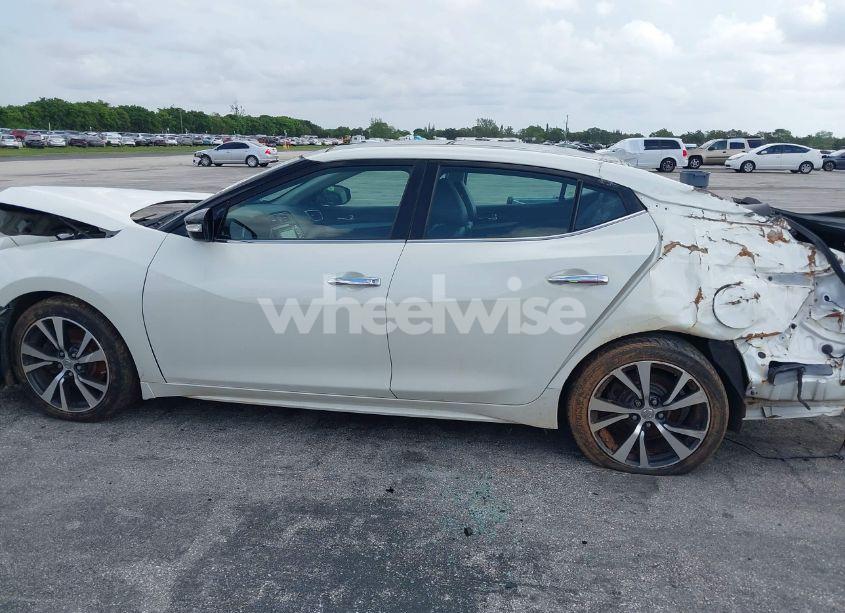 Photo 15 of 2017 Nissan Maxima 3.5 SL (VIN 1N4AA6AP2HC364047)