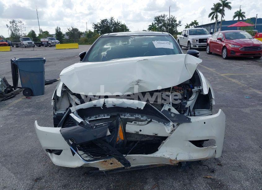 Photo 6 of 2017 Nissan Maxima 3.5 SL (VIN 1N4AA6AP2HC364047)