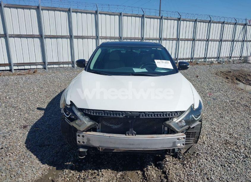 Photo 13 of 2017 Nissan Maxima 3.5 SL (VIN 1N4AA6AP2HC372097)