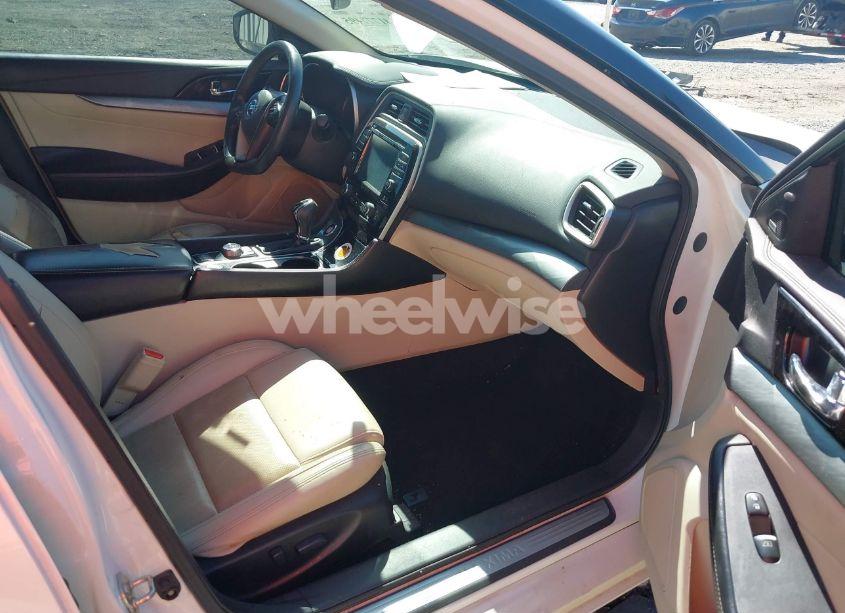 Photo 5 of 2017 Nissan Maxima 3.5 SL (VIN 1N4AA6AP2HC372097)