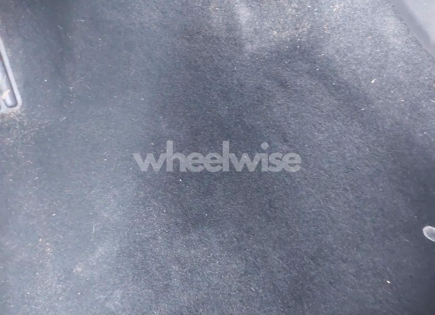 Photo 17 of 2017 Nissan Maxima 3.5 PLATINUM/3.5 S/3.5 SL/3.5 SR/3.5 SV (VIN 1N4AA6AP2HC377896)