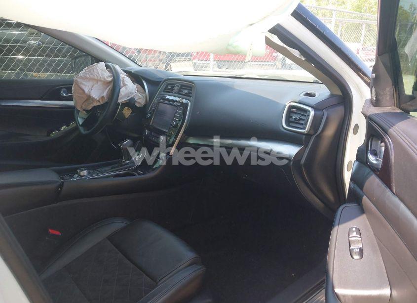 Photo 5 of 2017 Nissan Maxima 3.5 SR (VIN 1N4AA6AP2HC411058)