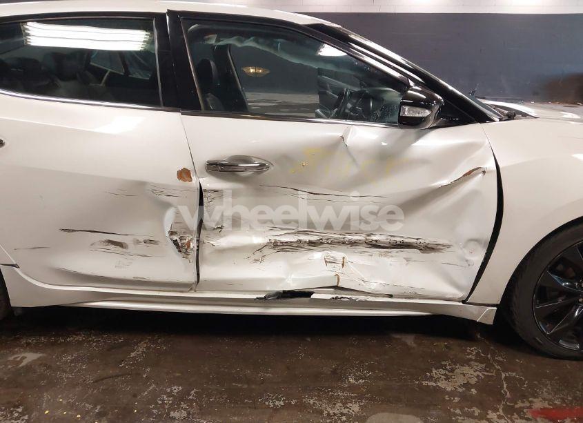 Photo 6 of 2017 Nissan Maxima 3.5 SR (VIN 1N4AA6AP2HC453505)