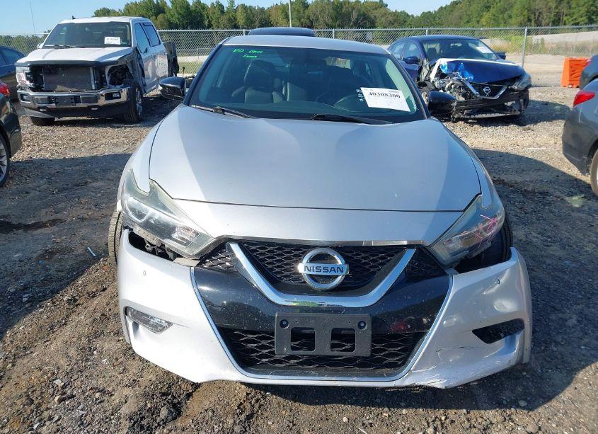 Photo 13 of 2018 Nissan Maxima 3.5 PLATINUM/3.5 S/3.5 SL/3.5 SR/3.5 SV (VIN 1N4AA6AP2JC378214)
